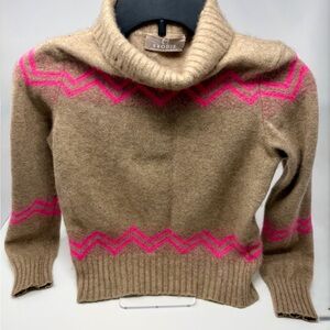Brodie Cashmere Brown Sweater with Pink Accents